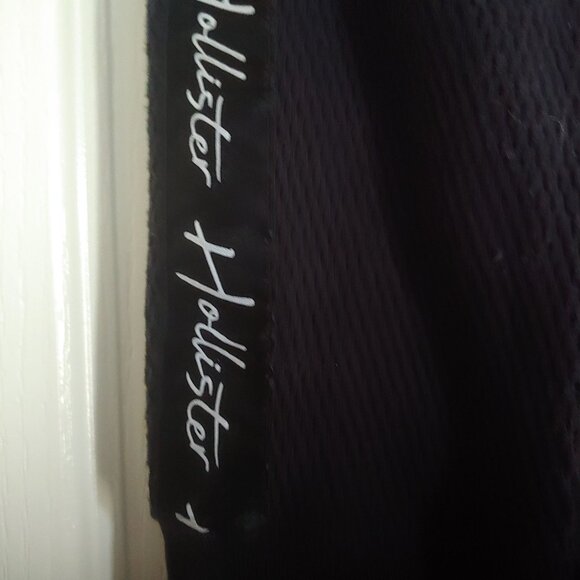 Hollister Womens L-Sleeve Waffle Knit Logo Down Both Arms Y2K Thermal S Pullover - Picture 5 of 9